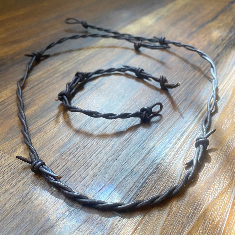 ♥️💖 Faux Leather Barb Wire Cord Necklace & Bracelet Set
